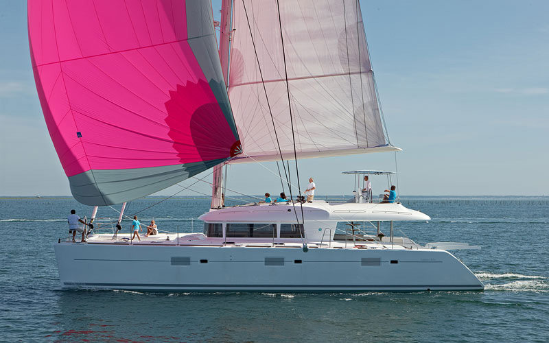 Crewed Charter: Lagoon 620 Katamaran-Charter