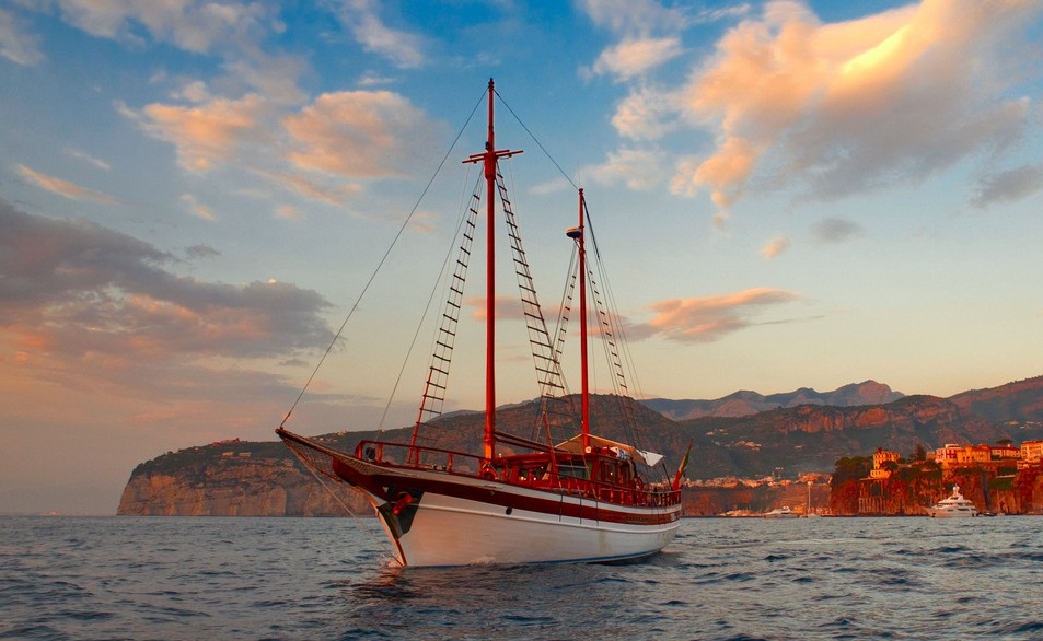 KIMERA - Luxus-Gulet zum Chartern ab La Spezia / Italien